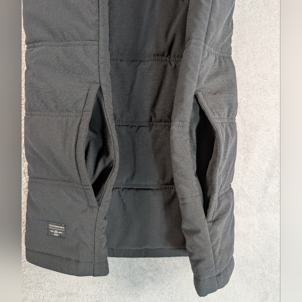 Travis Mathew Vest Mens L Black Full Zip Cold Bay Quilted Golf‎ Embroidered Logo - Picture 10 of 10